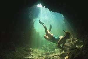 snorkelling in a small cave of Limu pools