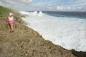 the swell of the trade winds causes spectacles